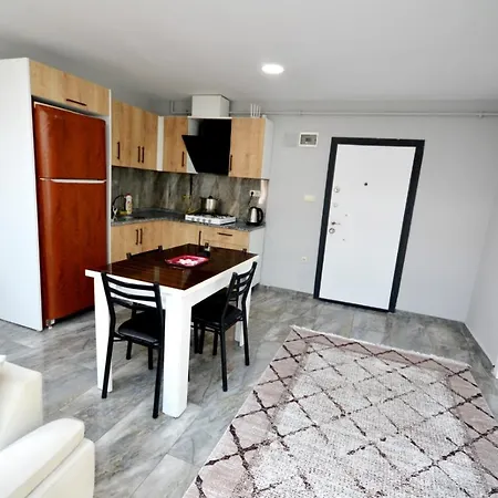Garden Park Suit Aparthotel